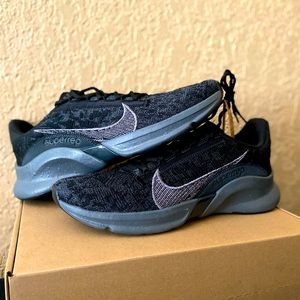 Mens size 12 Nike SuperRep Go 3 Flyknit